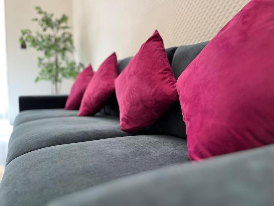 Beautiful 4-bedroom Townhouse In