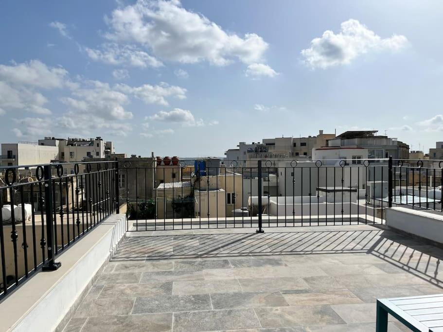Beautiful 4-bedroom Townhouse In Dom wakacyjny Sliema
